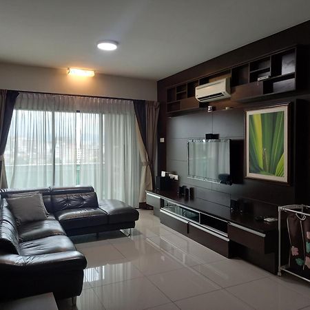 K. Riverfront Apartment 怡保 外观 照片