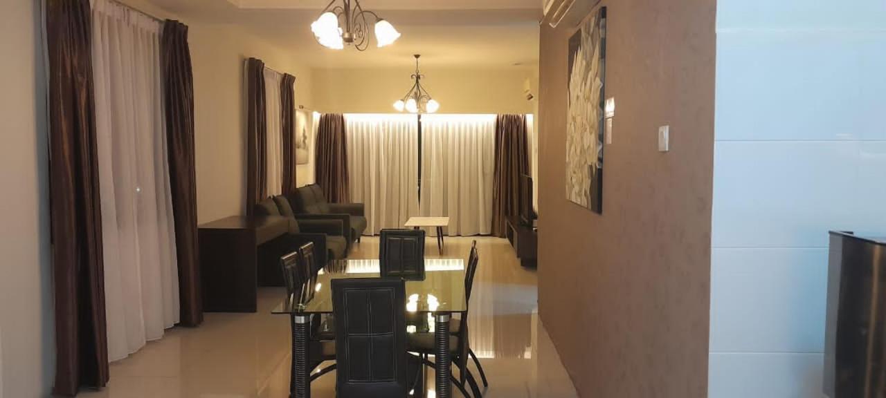K. Riverfront Apartment 怡保 外观 照片